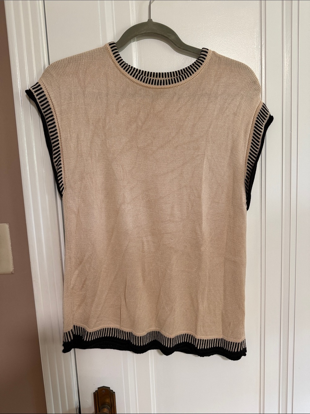 Beige Knit Cap-Sleeve Sweater Top with Black Trim
